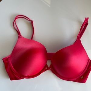 Victoria’s Secret | Very Sexy Push-Up Bra 34C